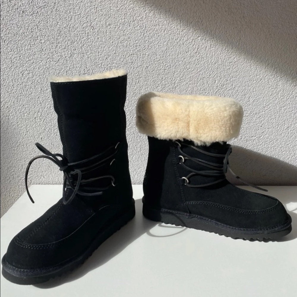 UGG Deme boots 5207 sz 4kids fits to sz 6W - Picture 3 of 6